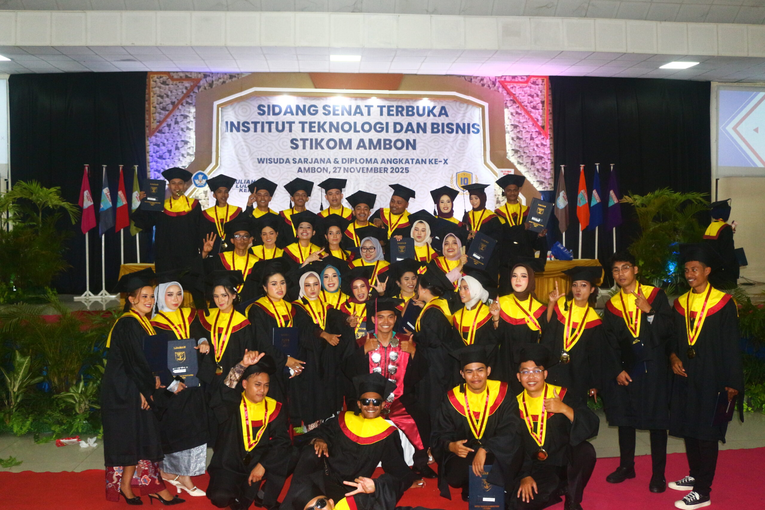 WISUDA ANGKATAN X